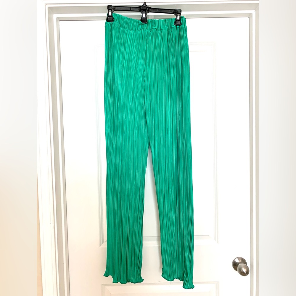 high-waisted plissé cropped trousers, size S